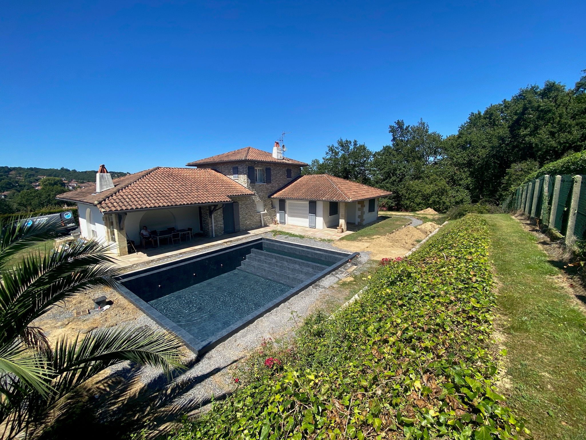 Piscine en béton