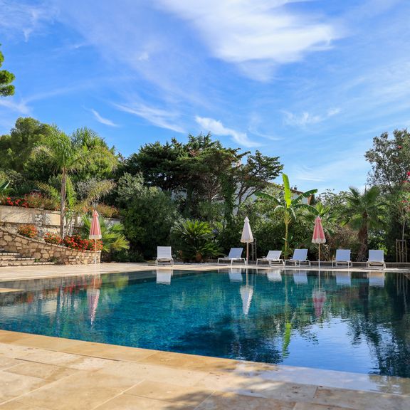 Piscine rénovée à Sète