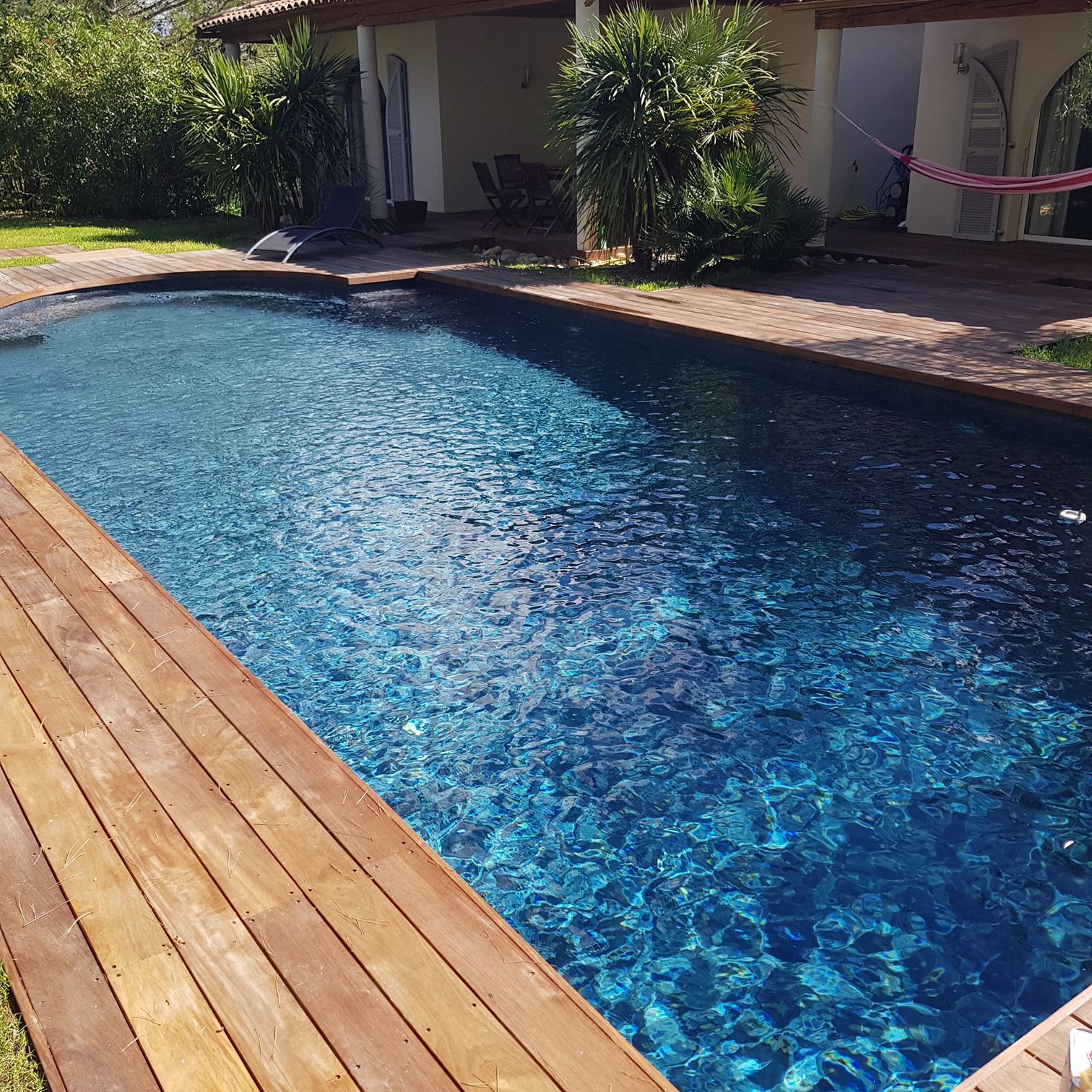 Réparation d’une piscine coque